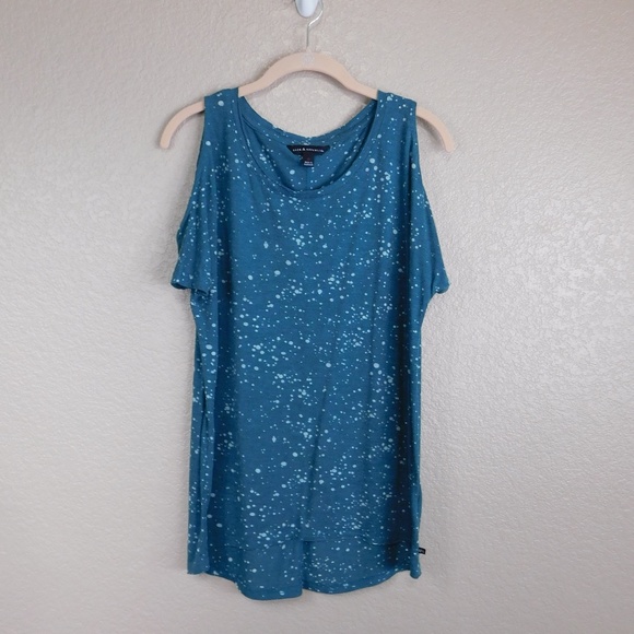 Rock & Republic Green Open Shoulder Top - Picture 1 of 4